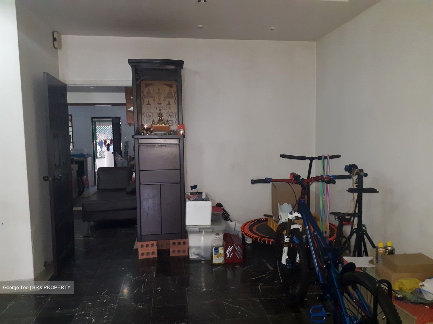 Thrift Drive (D19), Terrace #629628571